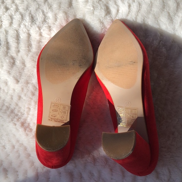 J Adams Pointy Toe Heels - Picture 4 of 4